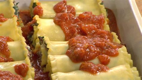 Giada Makes Lasagna Two Ways Short Rib Lasagna Rolls More Savoury