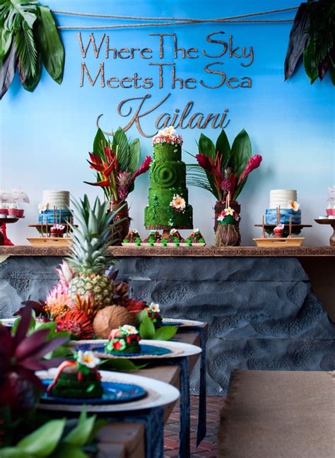 If so, throw a moana birthday party and be sure to incorporate the beautiful bright colors, gorgeous ocean scenes, lush foliage, and precious treasures that moana's village has to offer. Disney Moana Birthday Party - Pretty My Party - Party Ideas