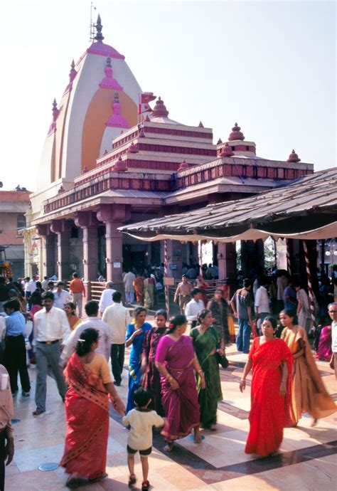 Your Guide To Mahalaxmi Temple Mumbai Condé Nast Traveller India