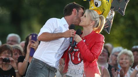 Besonders häufig wird ihm eine liebschaft mit schlagersängerin beatrice egli nachgesagt. Flirt mit Florian Silbereisen? Jetzt spricht Beatrice Egli ...