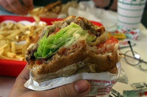 6 Gross Things You Never Wanted To Know About Fast Food