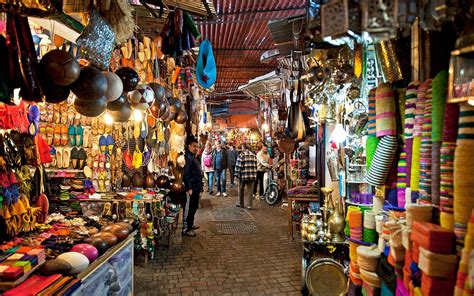 Earlier this week billionaire investor carl icahn's told bloomberg that he is considering entering crypto in a big way but this hardly made any difference to. EasyJet Passenger Crosses Morocco to Recover Lost Luggage ...