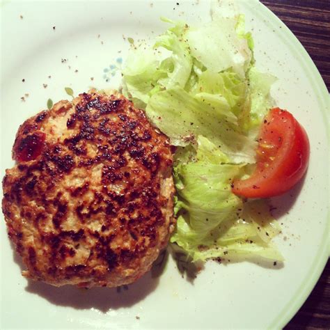 Healthy Turkey Burger Recipe Nics Nutrition