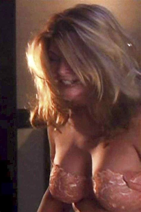 Naked pictures of kirstie alley