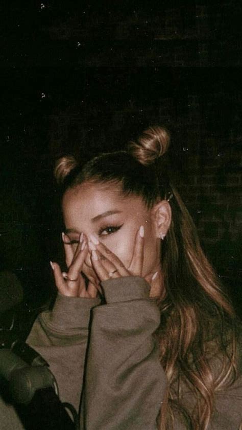 Aesthetic Ariana Grande Cool Pictures Bmp Cahoots