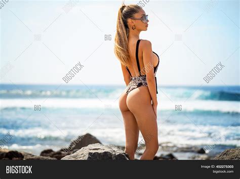 Sexy Tanned Woman Image And Photo Free Trial Bigstock