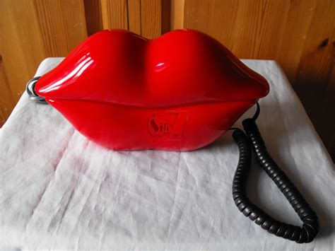 گوشی تلفن رومیزی فانتزی به شکل لب تزئینی رومیزی تزئینی و تبلیغاتی