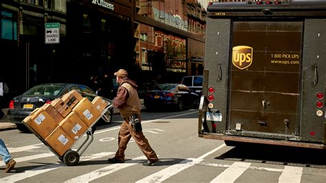 Ups Workers Authorize Teamsters Union To Call Strike The New York Times