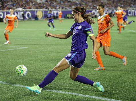 Alex Morgan Signs With Lyon Looking To Evolve Her Game Test Herself Vs