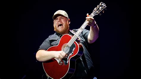 Luke Combs Extends Headlining What You See Is What You Get Tour