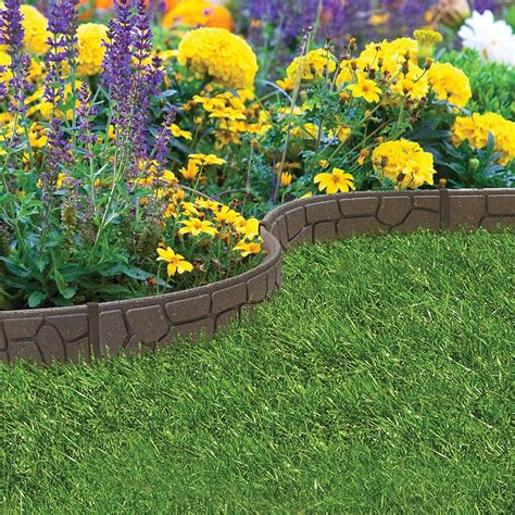 What to charge for lawn edging? Lawn edging: 8 ideas to keep your borders neat | Real Homes