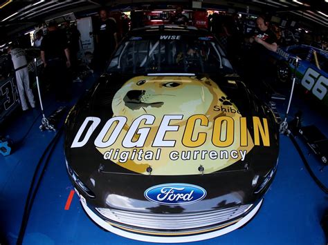How many coinstats users hold doge? Dogecoin Price / Dogecoin (DOGE) hits a new ATH as Bitcoin ...