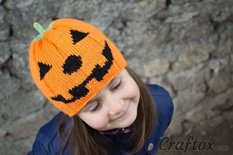 Sweet pumpkin by drops design. Pumpkin Hat. Knitting Halloween pattern.