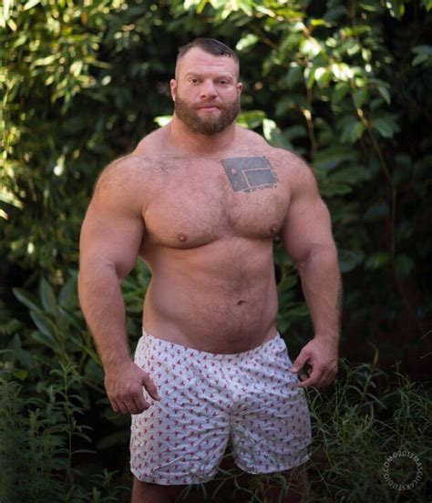 Pin On Muscle Bear