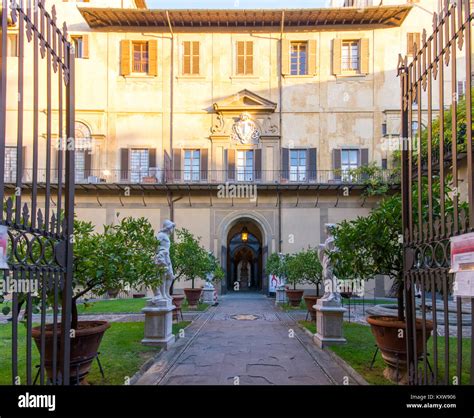 Palazzo Medici Riccardi Hi Res Stock Photography And Images Alamy