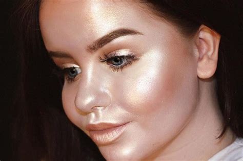 How To Apply Highlighter Makeup To Face Makeup Vidalondon