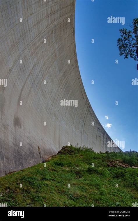 Val Di Lei Dam Hi Res Stock Photography And Images Alamy