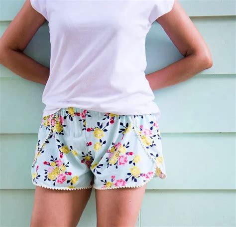40 Easy Womens Shorts Sewing Pattern Free Lavriebraya
