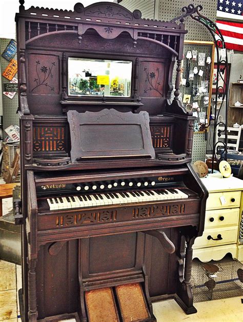 Pump Organ How Beautiful Is This Piece And It Really Plays Music That