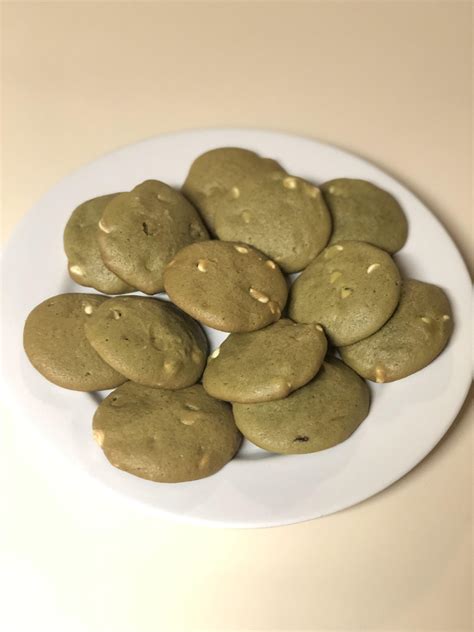 White Chocolate Chip Matcha Green Tea Cookies 🍵🍪 Rbaking