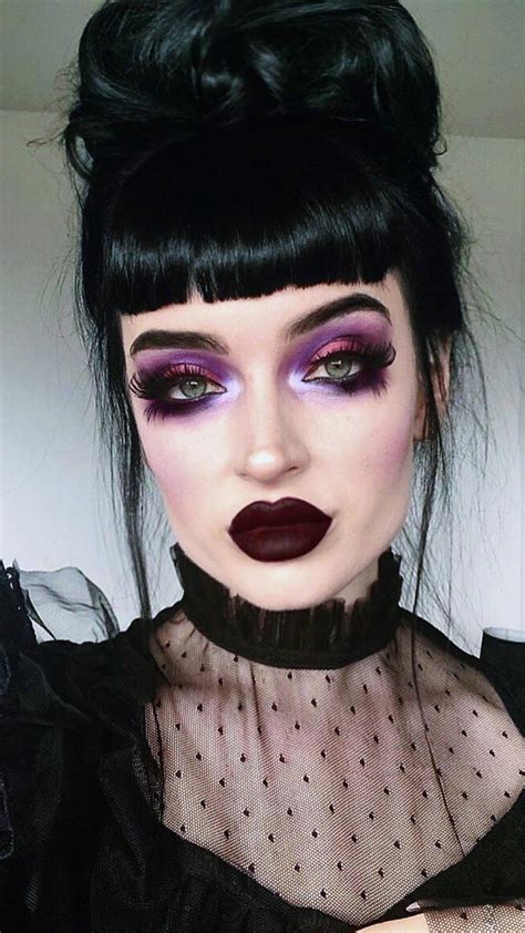 Pin By Aleksandras Miceika On Make Up In Dark Makeup Grunge Girl Beauty Make Up
