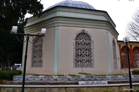 Orhan gazi̇ türbesi̇ orhan gazi türbesi, sağ tarafınızda, tophane parkının girişinin hemen içinde, babasının mezarı olan osmanlı devleti'. zekeriyaipekle gezi günlüğü: OSMAN GAZİ TÜRBESİ VE ORHAN ...