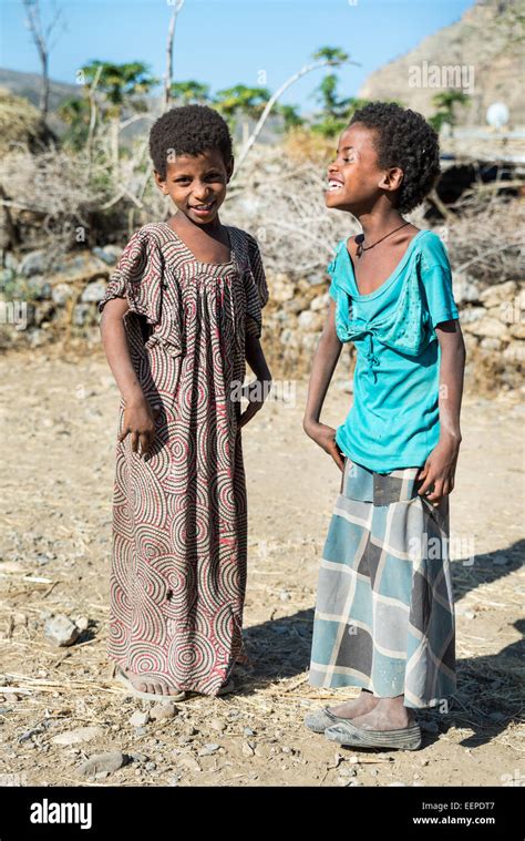 Ethiopian Girls Hi Res Stock Photography And Images Alamy