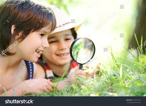 73928 어린이 호기심 이미지 스톡 사진 및 벡터 Shutterstock