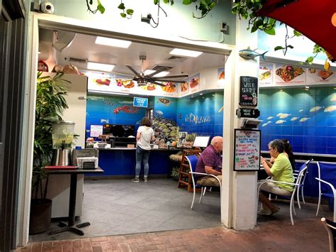 Blue Water Shrimp And Seafood Hilton Hawaiian Village Restaurant In
