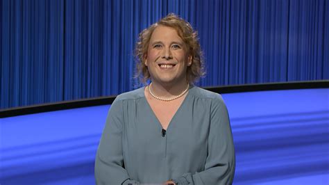 ‘jeopardy ’ Interview Champion Amy Schneider On Her Strategy And Why She Wears Those Pearls