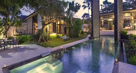 A Luxury Oasis Close To Beach In Canggu Exquisite Real Estate