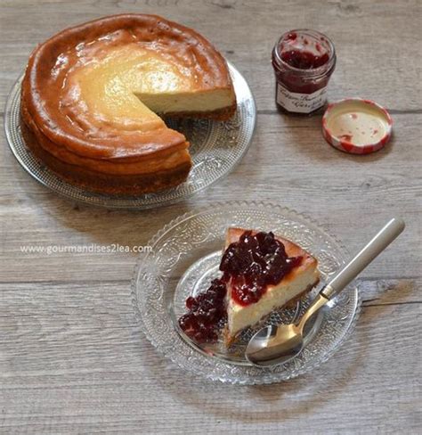 Une recette avec du fromage/lait de chèvre proposée par soignon ! Cheesecake au yaourt et citron - Les gourmandises de Léa