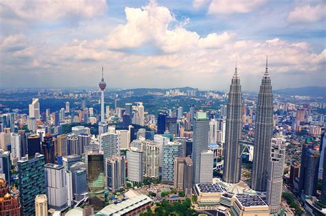 5 Tempat Wisata Di Kuala Lumpur Populer Dan Cara Aksesnya Rcktrip