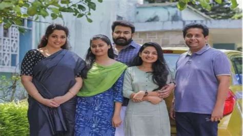 Get the list of all mohanlal movies. Mohanlal's latest pic with his onscreen family leaves ...