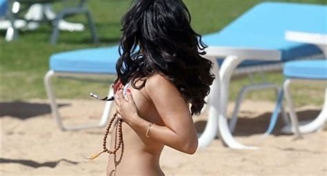 Vanessa Hudgens Topless Bikini Pics