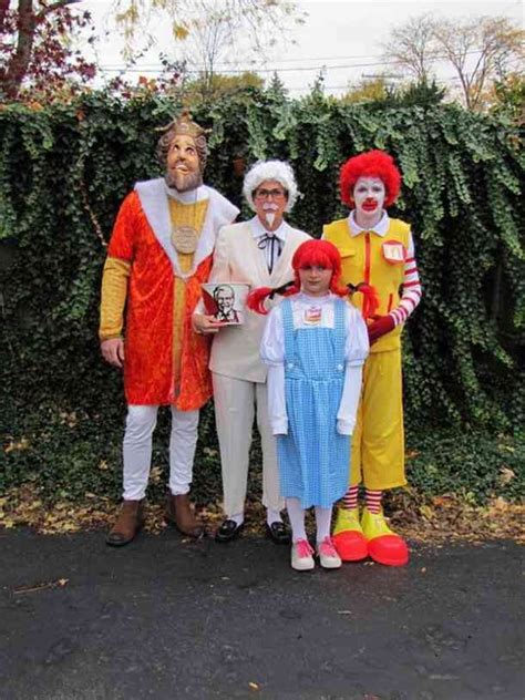 50 Best Group Halloween Costume Ideas To Wear To This Year S Halloween Party Halloween Coustumes