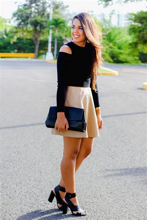 3 Different Ways To Wear A Nude Leather SkirtBroke And Chic
