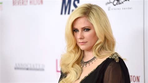 Avril Lavigne Announces First Tour In Five Years Since Lyme Disease Diagnosis Flipboard
