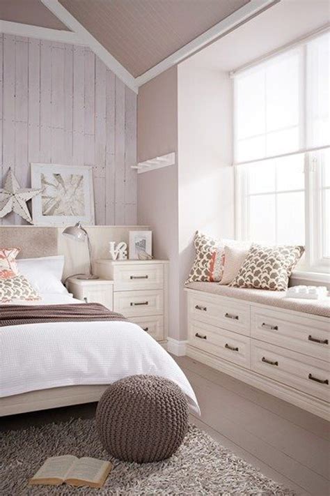 If you think that your kids' room is too small and there is absolutely no space to design a relaxation zone, then you can use the window space which is usually empty equipping this place with a soft seat and many cushions. 35 Comfortable Warm Bedroom Design Ideas - Decoration Love