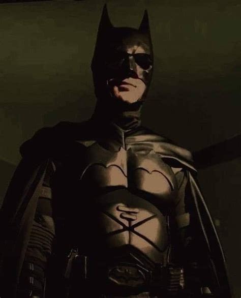 Series Filtran Imágenes Del Aspecto De Batman En El Final De Gotham