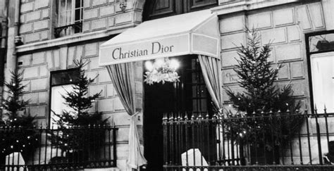 Christian Dior Fashion House In Paris News Photo 1584355236 1 Harper