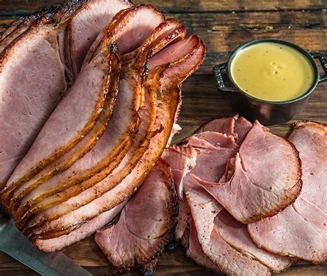 How To Smoke A Ham Precooked And Raw Traeger®