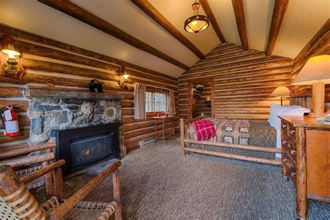 One Room Rustic Log Cabins Signal Mountain Lodge