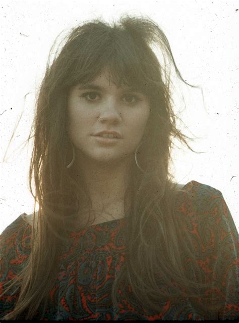 The sound of my voice. Linda Ronstadt through the years - San Antonio Express-News