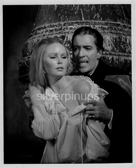 Orig CHRISTOPHER LEE VERONICA CARLSON Hammer Horror DRACULA HAS RISEN FROM HIS GRAVE