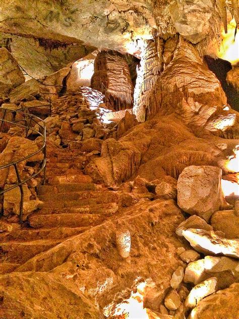 Cumberland Caverns Tennessees Must See Cave System