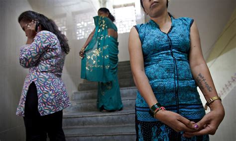 Indian Prostitutes New Autonomy Imperils Aids Fight The New York Times