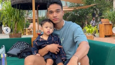 Profil Dan Biodata Fadly Faisal Adik Kedua Bibi Ardiansyah Yang Menemui