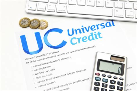 who can claim universal credit and how much do you get paid