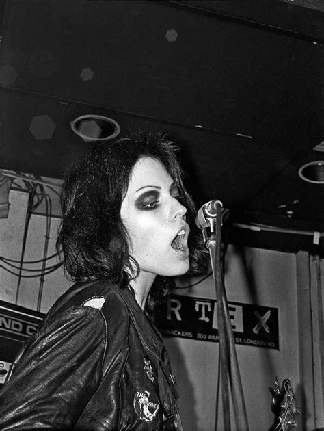 meet the punk women of 70s london in photos punk women punk girl punk culture